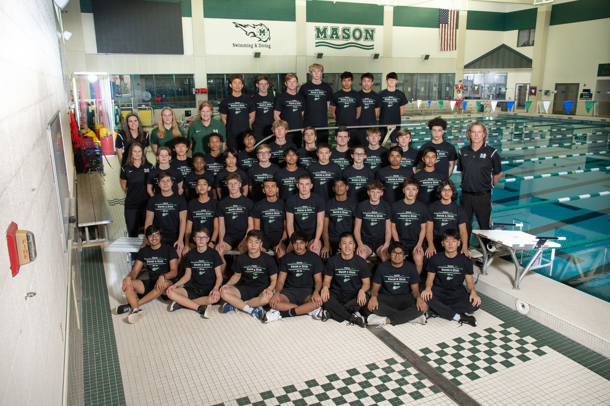 This week's El Caporal Mason Team of the Week is the Mason Swim Team. 